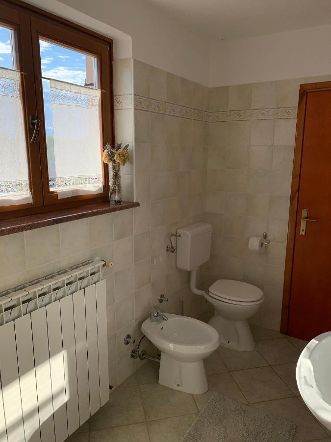 Leone Apartment *
