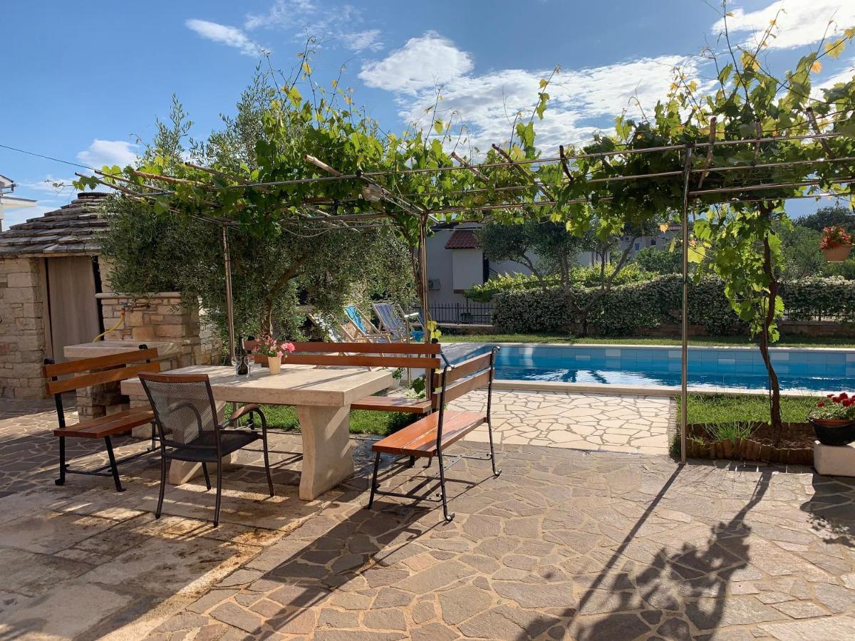 Apartment Leone